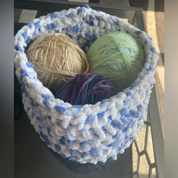 Yarn Basket. Handmade and New! - Picture 3 of 7